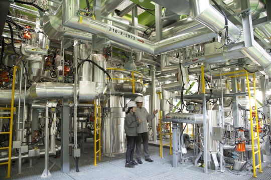 한국원자력연구원은 미국 아르곤국립연구소(ANL)와 소듐냉각고속로(SFR)관련 공동연구 사업을 추진키로 했다. 사진은 원자력연에 구축된 소듐 열유동 종합효과 시험시설. 원자력연 제공